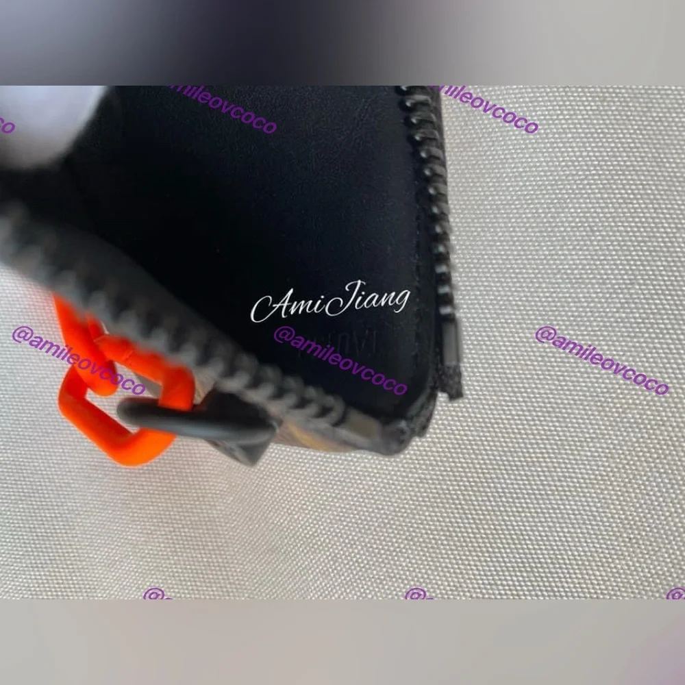 🦄Unicorn! LOUIS VUITTON x VIRGIL ABLOH POCHETTE CLE MONOGRAM Coin/Card holder🦄 - Picture 5 of 8